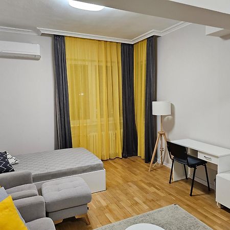 Spacious Aristocratic Apt. With A Colourful View ソフィア エクステリア 写真