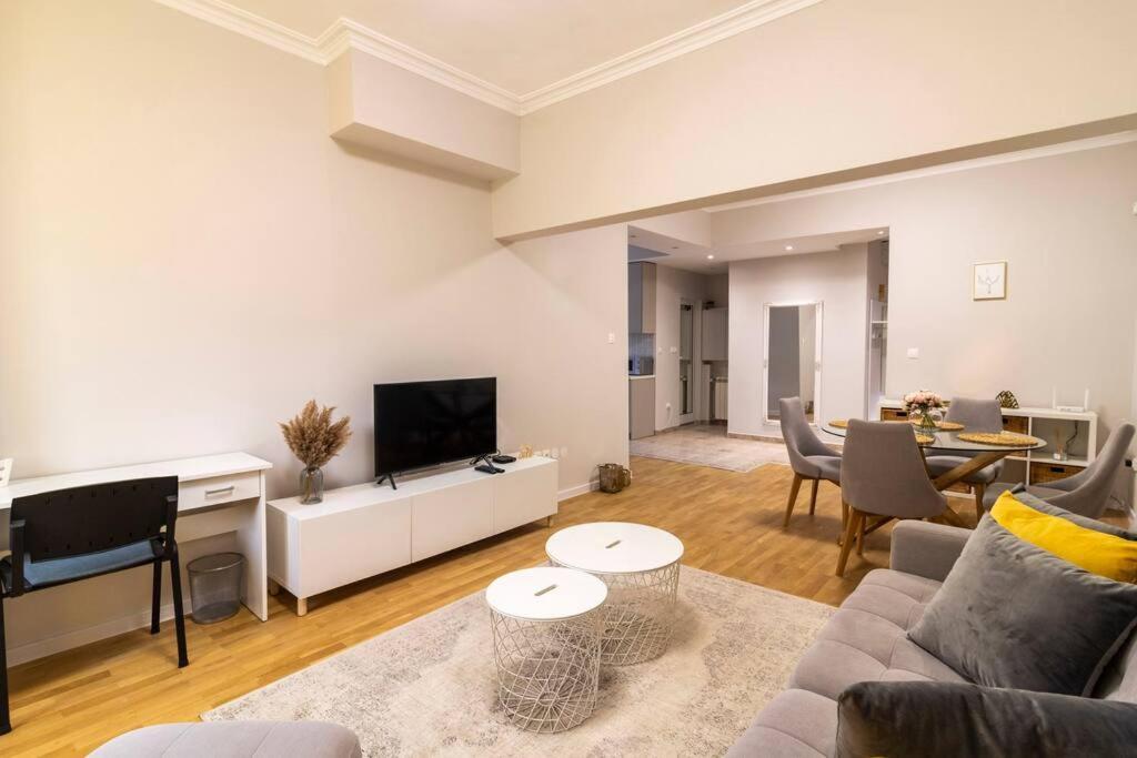 Spacious Aristocratic Apt. With A Colourful View ソフィア エクステリア 写真